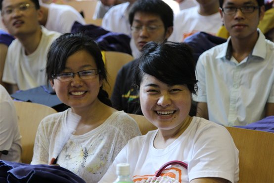 F:\2013毕业典礼\IMG_1206.JPG