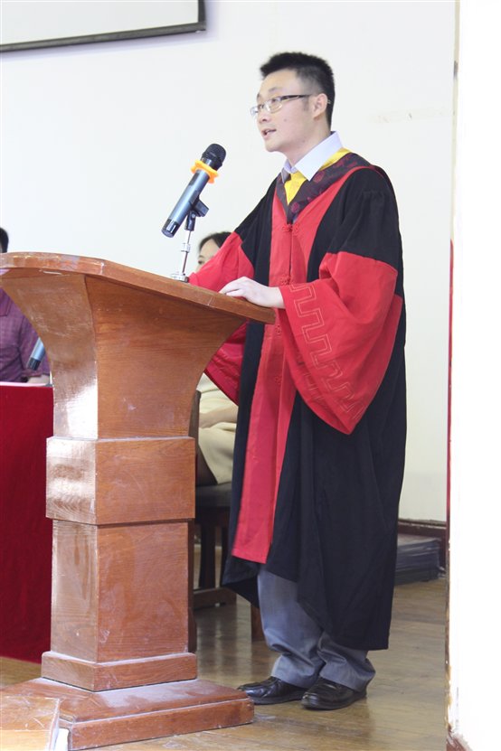 F:\2013毕业典礼\IMG_1290.JPG