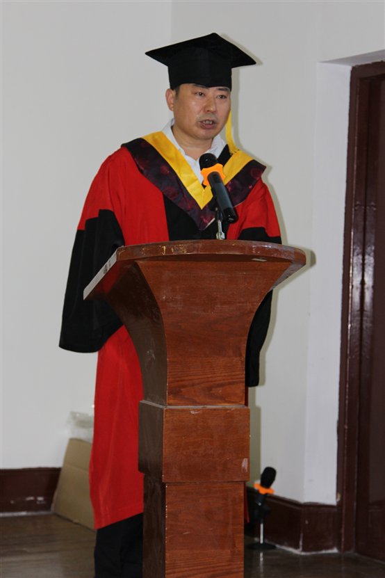 F:\2013毕业典礼\IMG_1404.JPG