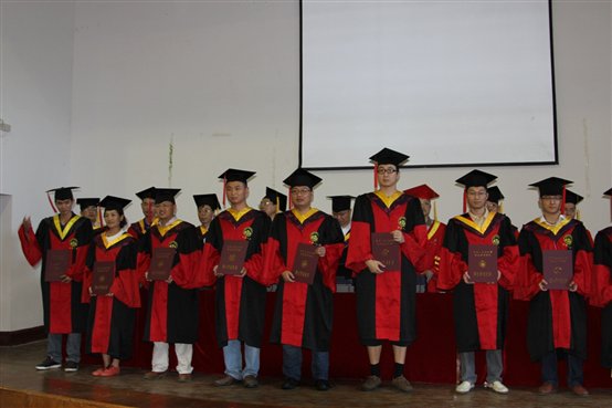 F:\2013毕业典礼\IMG_1418.JPG