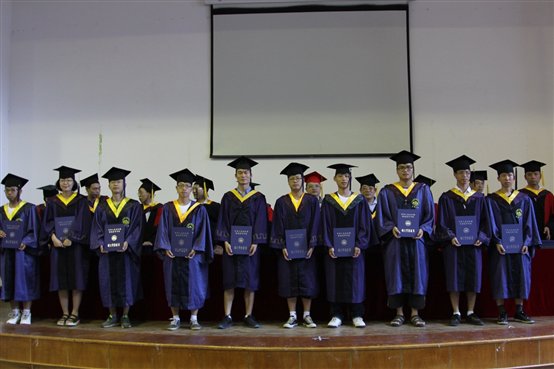 F:\2013毕业典礼\IMG_1454.JPG